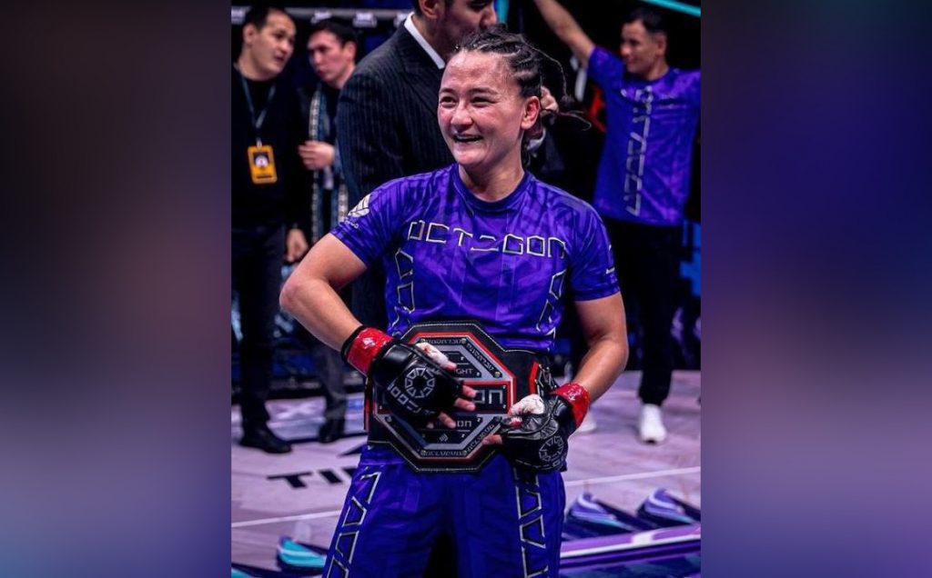 Новая высота армейской спортсменки: Аян Турсын завоевала титул чемпионки лиги Octagon 52