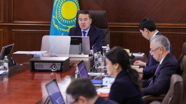 Закупки недропользователей должны работать на страну — Алихан Смаилов об усилении регулирования товарных бирж