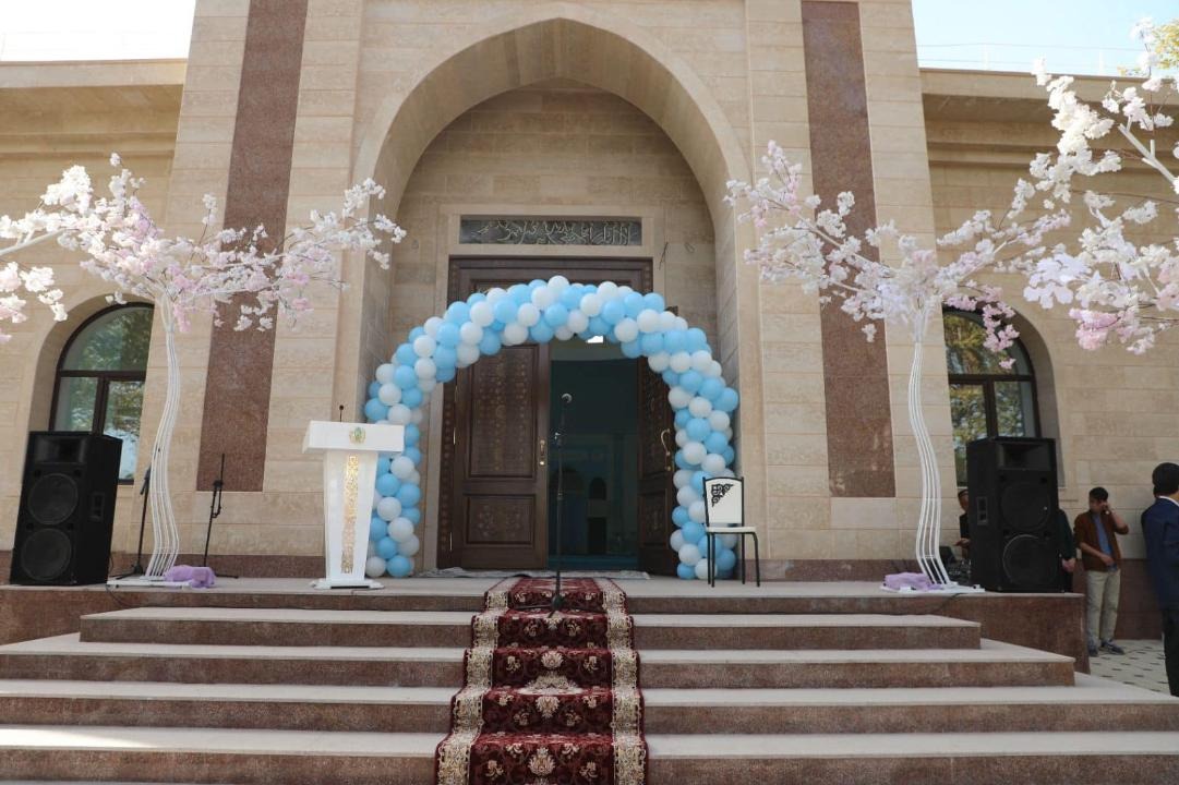 В Сарыагаше открылась центральная мечеть: Молитвенный дом вмещает 1500 человек