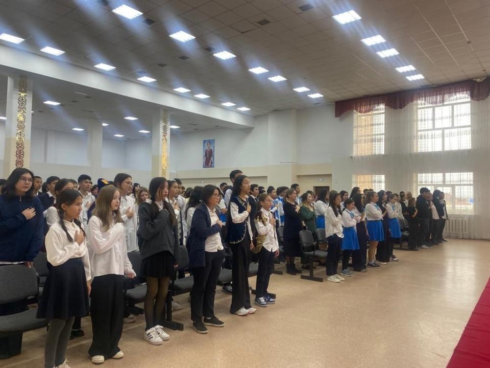 Встреча Jastar Talks в Астане: содействие личностному и социальному  развитию подростков и молодежи