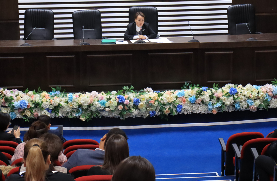 Проводится семинар по передаче отдельных функций валютного контроля Комитету государственных доходов