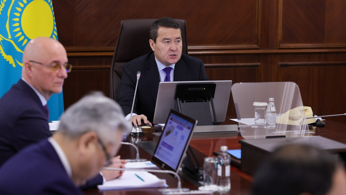 Казахстан планирует нарастить уровень транзита грузов из Китая в Европу по своей территории в 5 раз к 2029 году