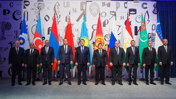 Казахстан приветствует объявление 2024 года в СНГ Годом волонтерского движения — Алихан Смаилов