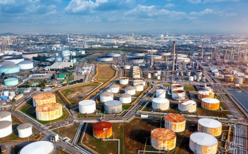Нефть Brent дешевеет: Почему инвесторы не спешат покупать?