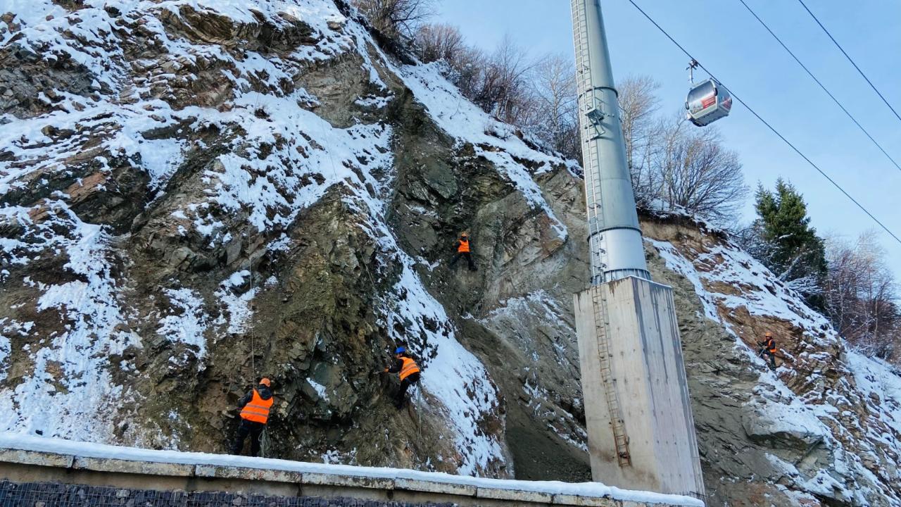 Пропускной режим на дороге «Медеу-Шымбулак»: Что нужно знать туристам и автомобилистам?