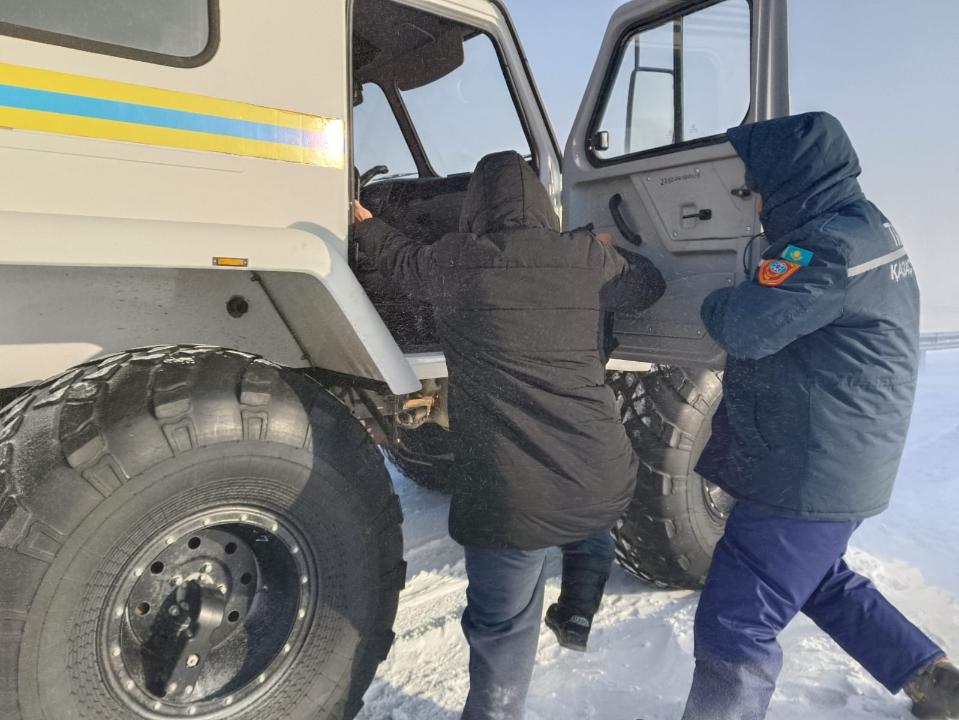 Автодорога "Ушарал — Достык": почему нельзя игнорировать штормовые предупреждения и сообщения о закрытии и ограничении движения