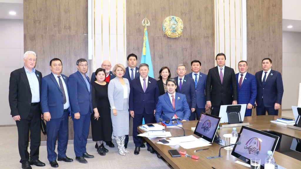 Сенат и маслихаты совместно работают над проблемами региона