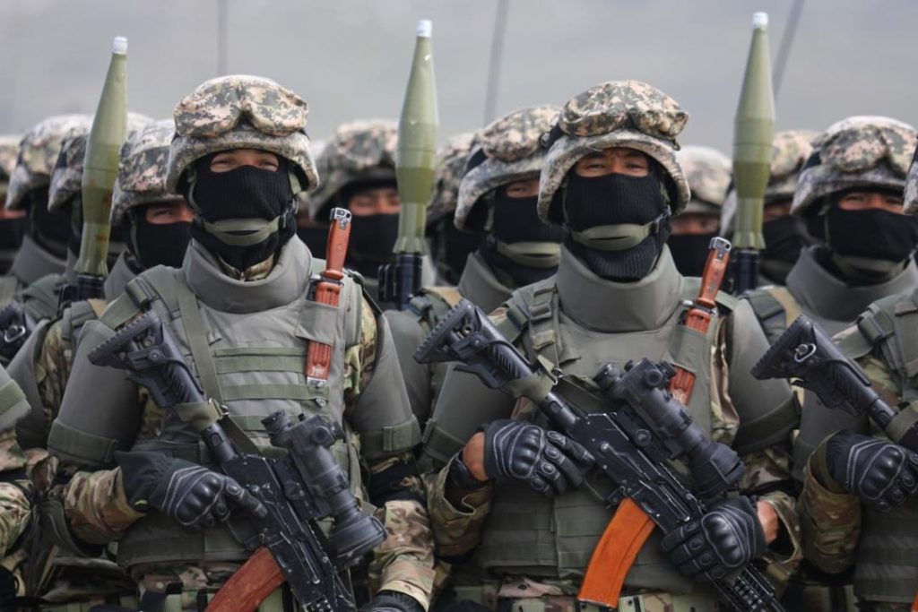 Накопление военно-обученного резерва: ВС РК пополнят офицеры запаса
