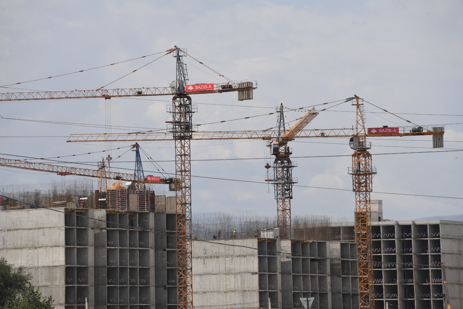 В предгорье Алматы за год выявлено 54 незаконных постройки