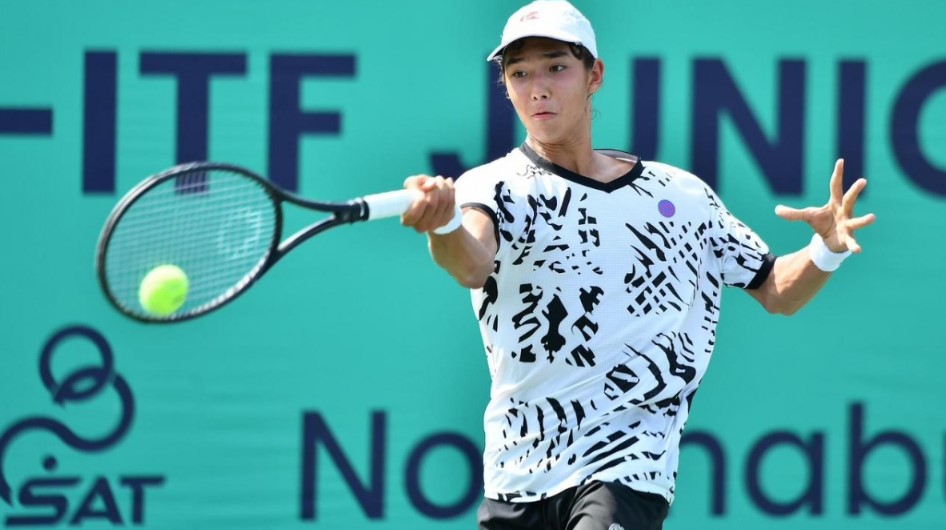 Australian Open: Амир Омарханов обыграл первую ракетку турнира