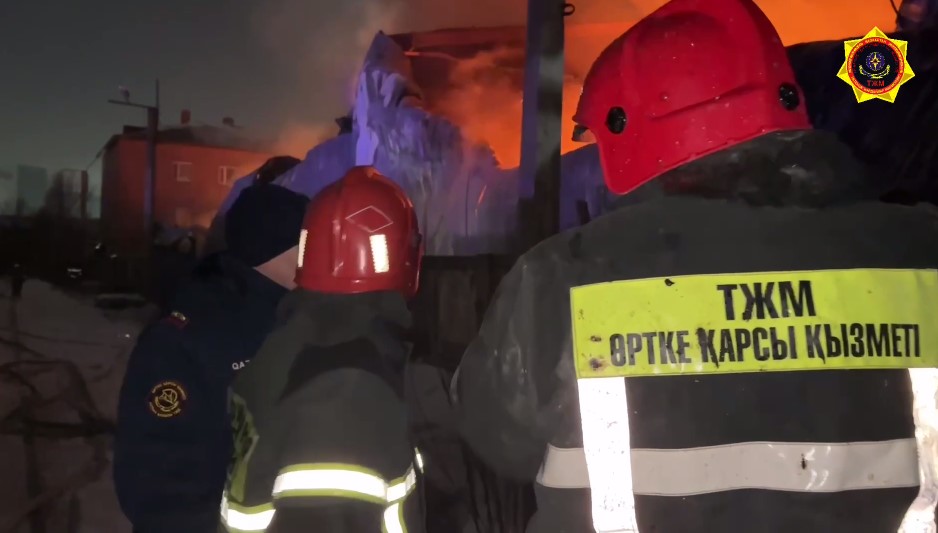 Быстрое реагирование: В Астане ликвидирован крупный пожар 