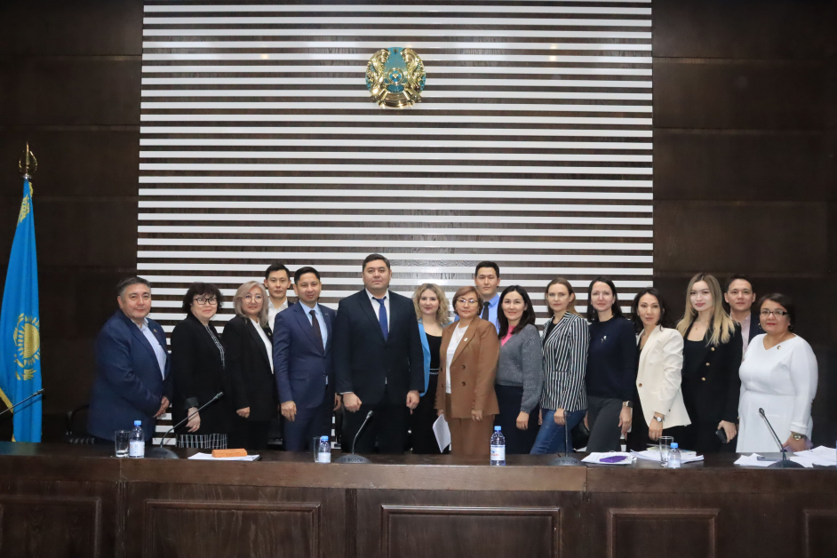 Представители КГД и КАНК провели круглый стол по вопросам всеобщего декларирования