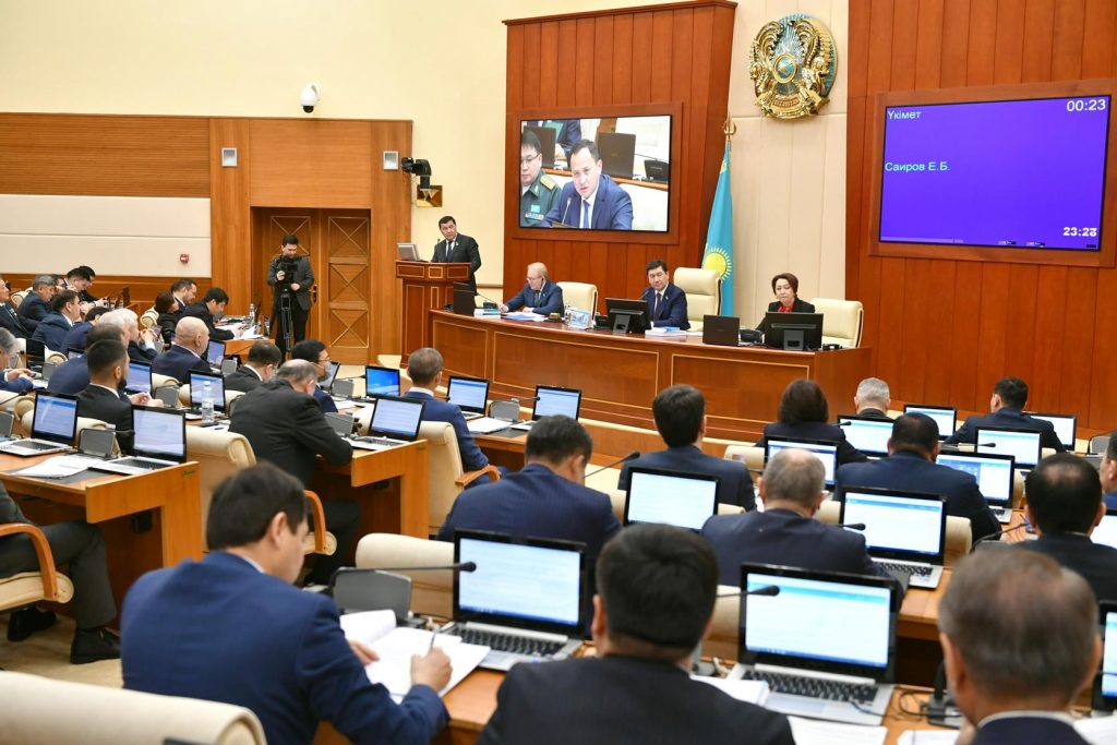 Казахстан готовится к электромобильному будущему: что предлагает законопроект?