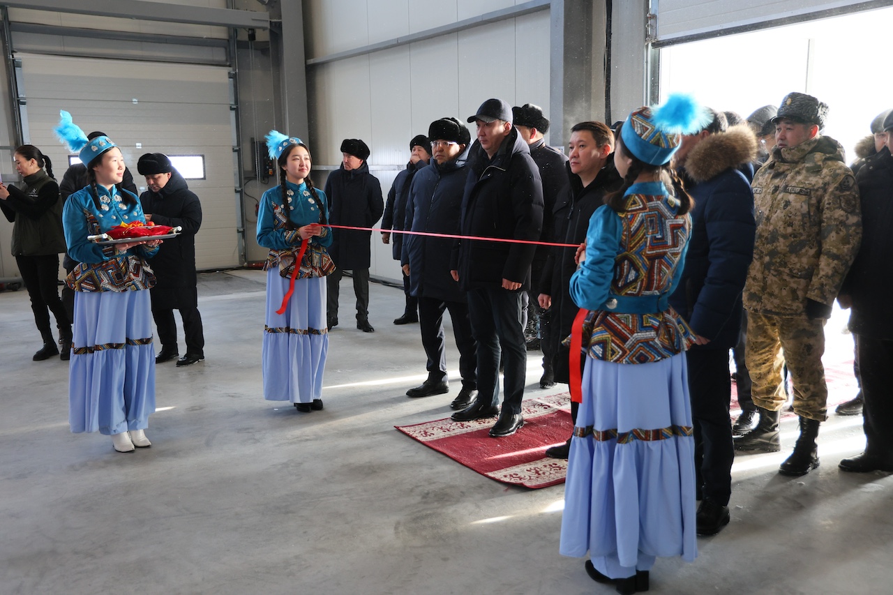 Казахстан ускоряет торговлю с Китаем благодаря новому логистическому центру