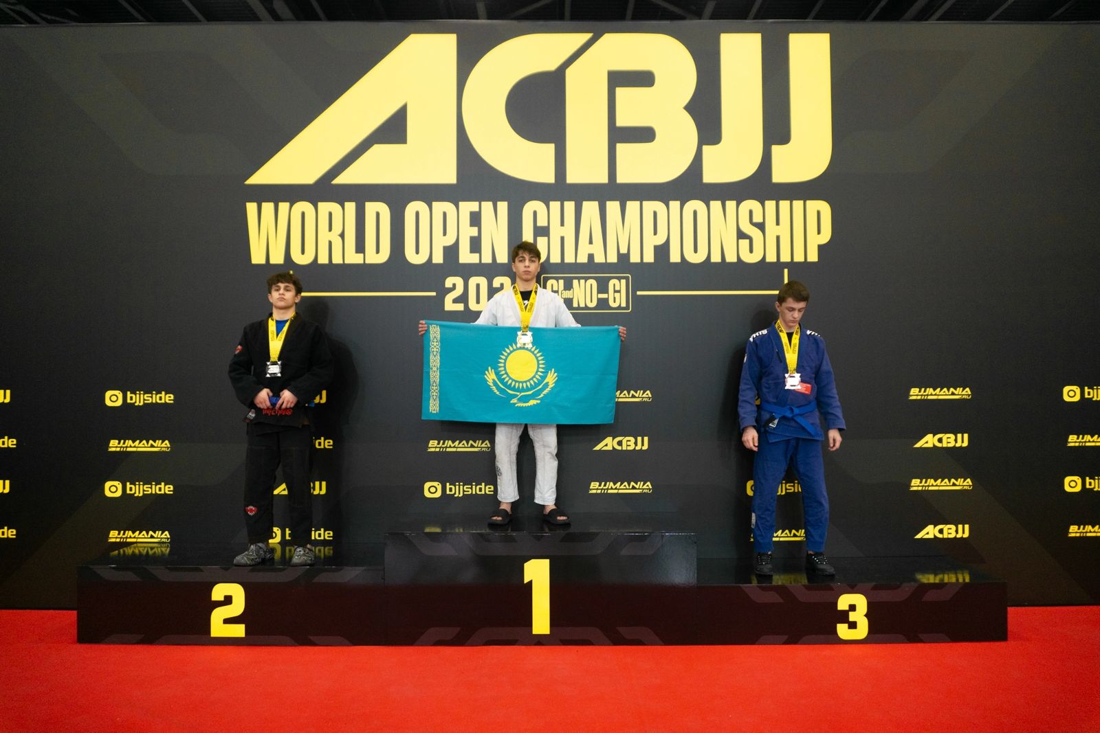Казахстанец стал двукратным чемпионом мира по джиу-джитсу
