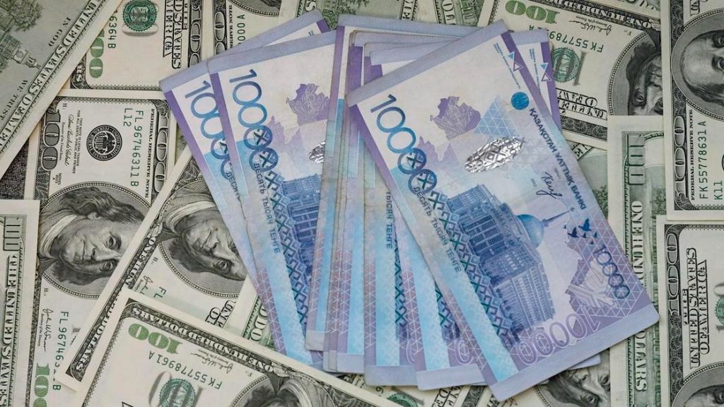 Курс валют в Казахстане: прогнозы экспертов