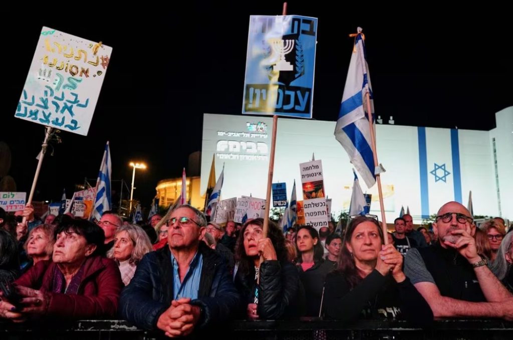 Митинг в Хайфе: Протестующие требуют мирного решения для Газы
