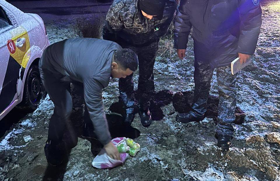 Мужчина пытался перебросить алкоголь в колонию Алматинской области