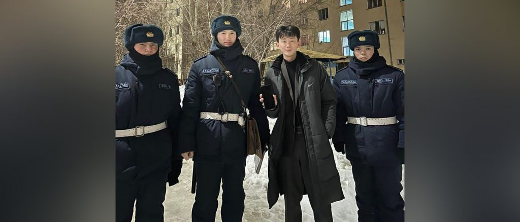 В Астане гвардейцы вернули ребенка