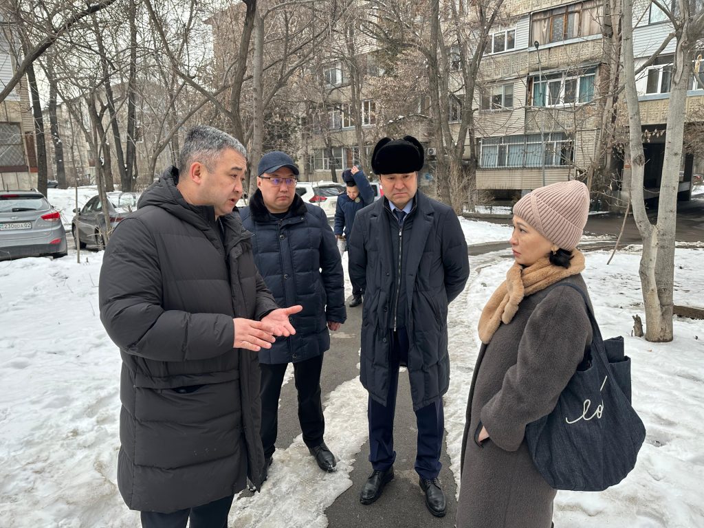 Третий день работы рабочей группы МЧС в Алматы: нет нерешаемых задач