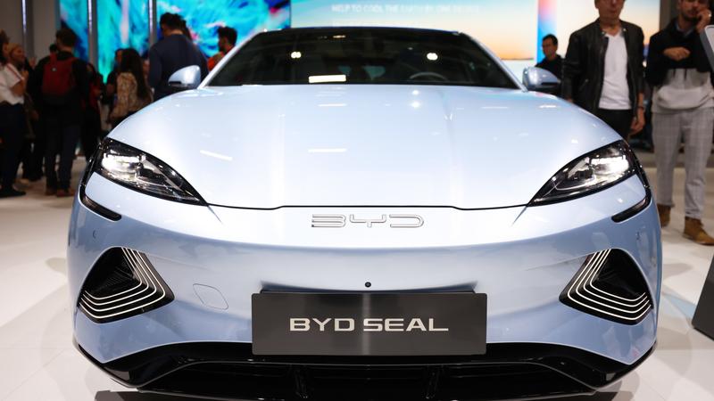 BYD начинает продажи новой модели электромобиля в Израиле