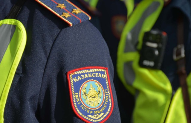 Долги на 14 млн тенге привели к аресту автомобиля