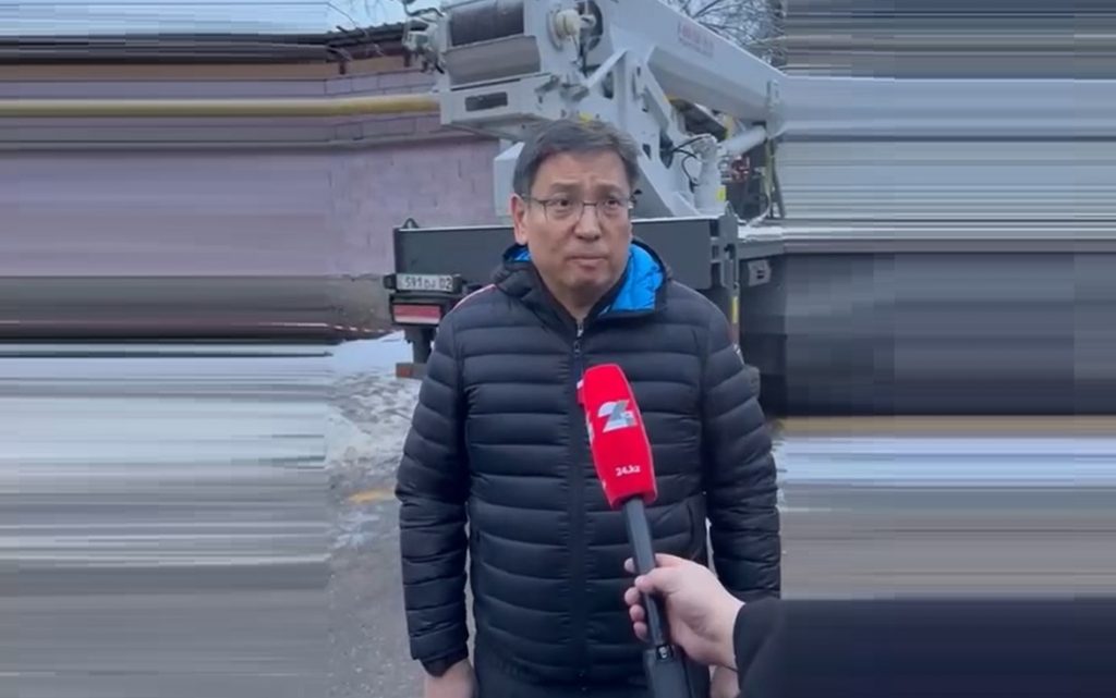 Ерболат Досаев оценивает разрушения: что происходит после оплывины в Алматы