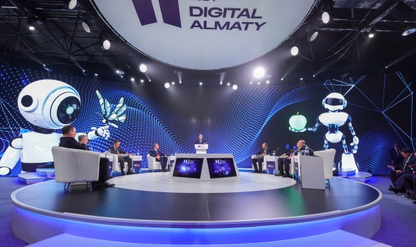 Алихан Смаилов предложил создать на евразийском пространстве цифровую платформу для обмена технологическими решениями 