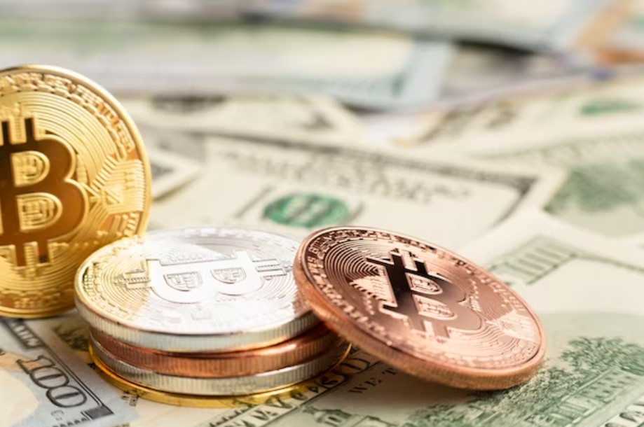Курс BTC: покупатели возвращаются в криптовалютный сектор