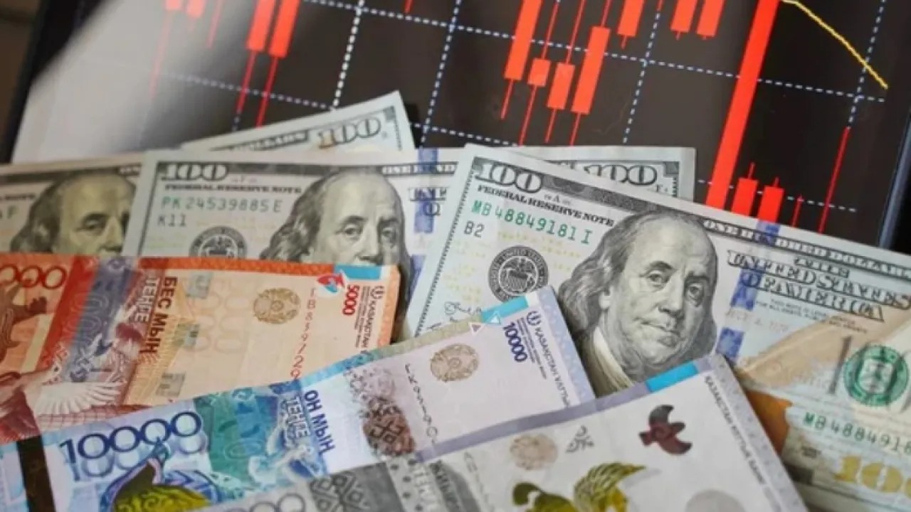 Курс тенге укрепляется, цены на нефть растут: какие перспективы?