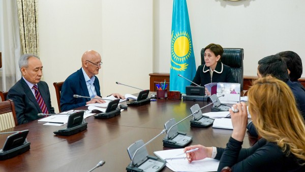Рассмотрены предложения по совершенствованию пенсионной системы
