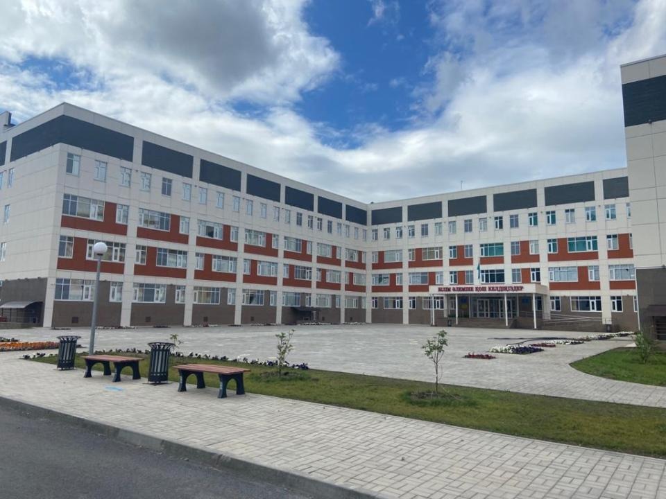 Присвоение имен: в Астане ряд школ назвали в честь известных казахстанских деятелей