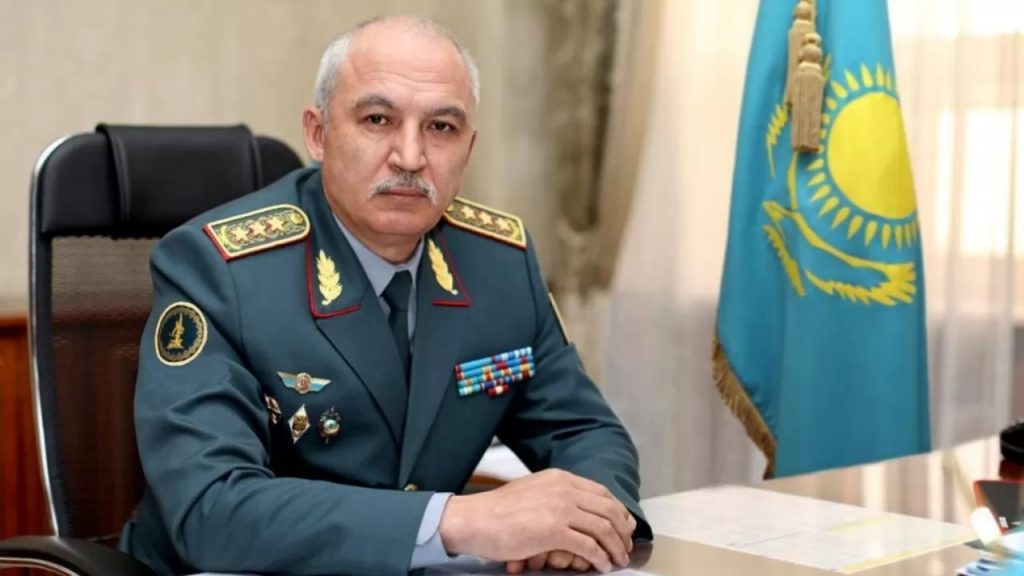 Руслан Жаксылыков сохранил должность министра обороны РК