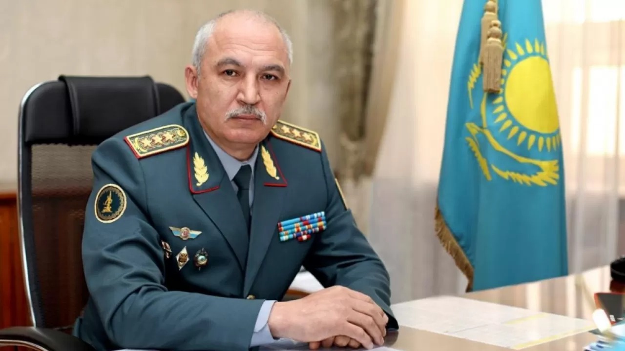 Руслан Жаксылыков сохранил должность министра обороны РК