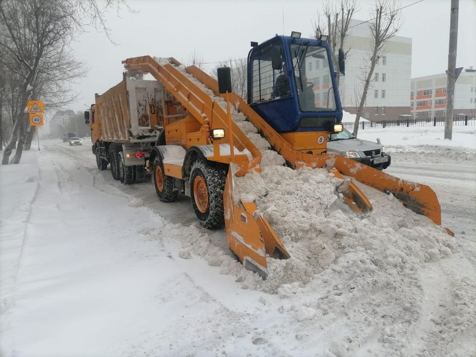 Зимний период в столице: коммунальщики вывезли 3,6 млн кубометров снега