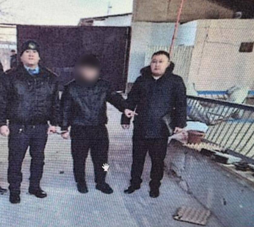 Автомагнитолу и аккумулятор похитил подозреваемый в Туркестанской области