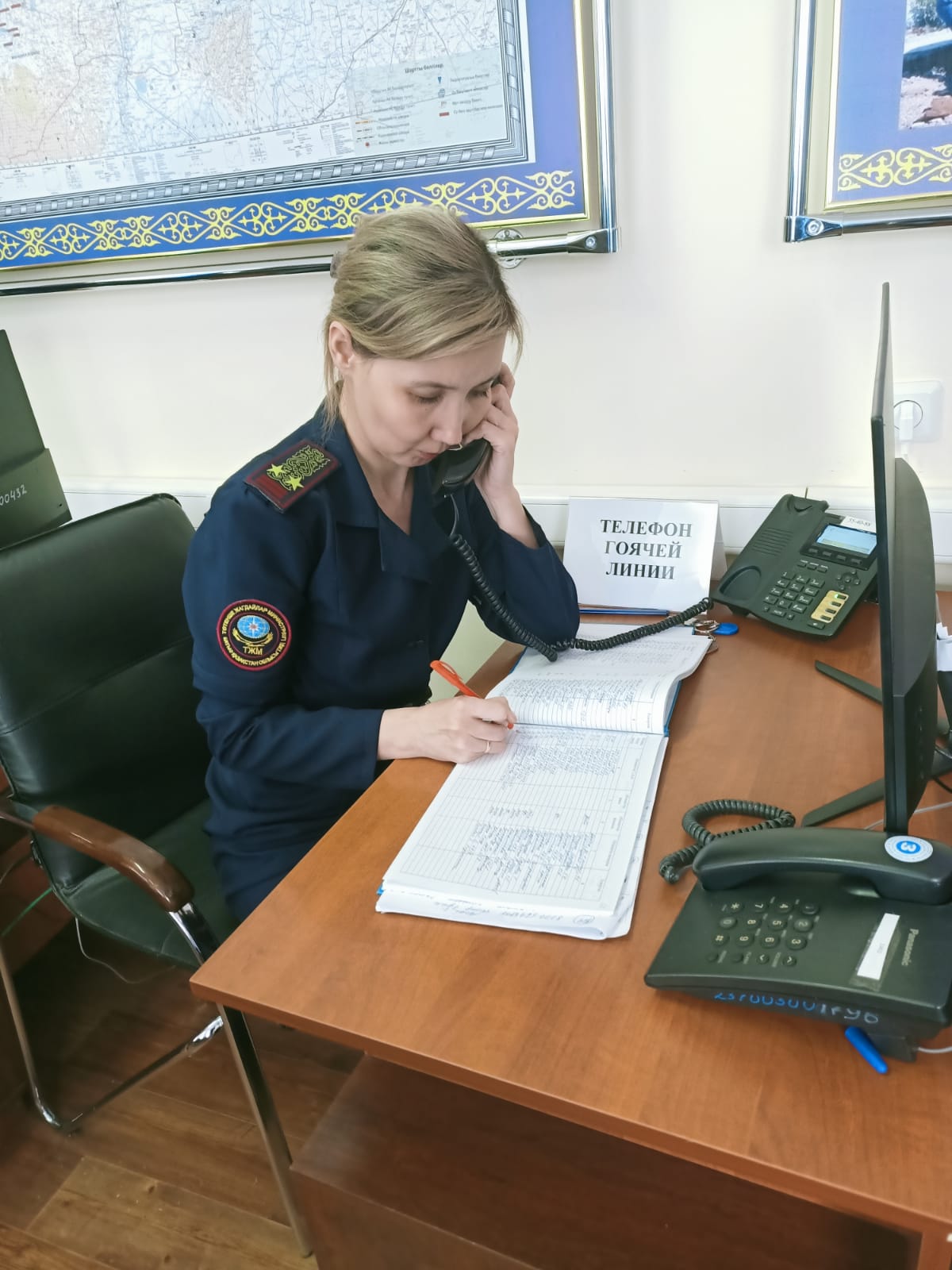 Психологами оказывается экстренная психологическая помощь населению