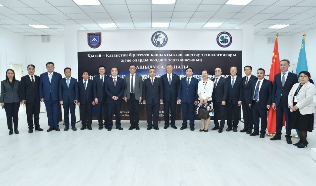 Инновационное партнерство: КазНУ и Китай открыли совместную лабораторию