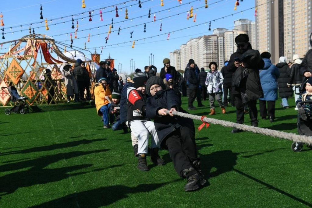 Наурыз в Астане: более трех тысяч участников соревновались в национальных играх