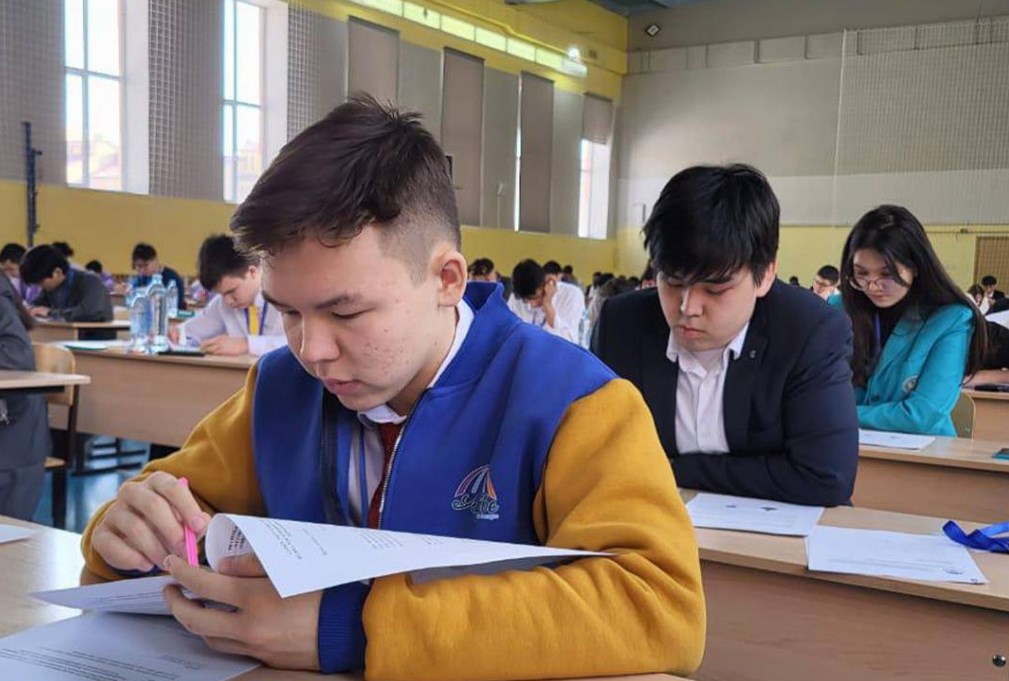 Предметные олимпиады для школьников: в Казахстане перешли на новый формат