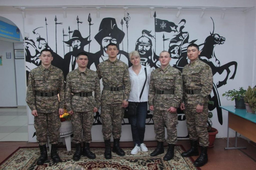 Солдатские матери посетили военный вуз