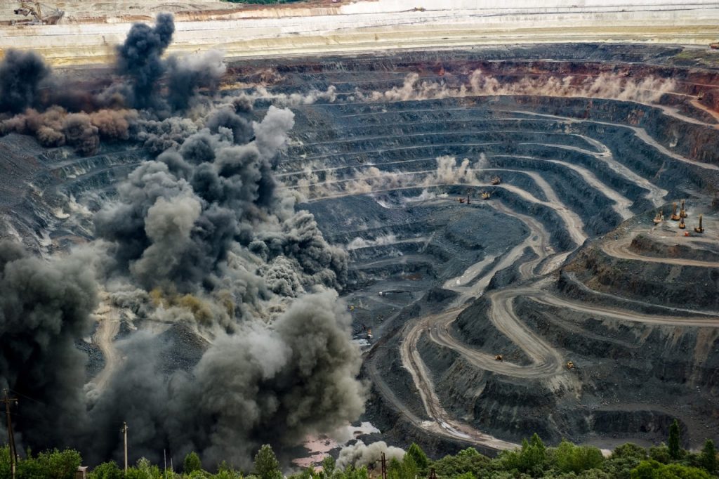 В десятке стран по добыче железной руды