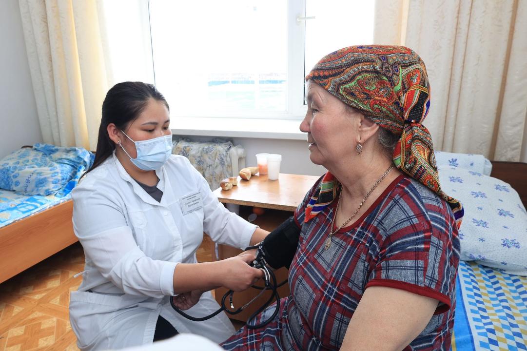 В эвакопунктах Костанайской области разместили 200 человек