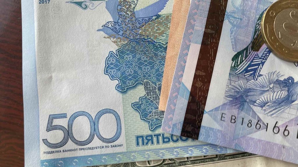 Портфель вкладов населения: почти все банки начали год с минуса