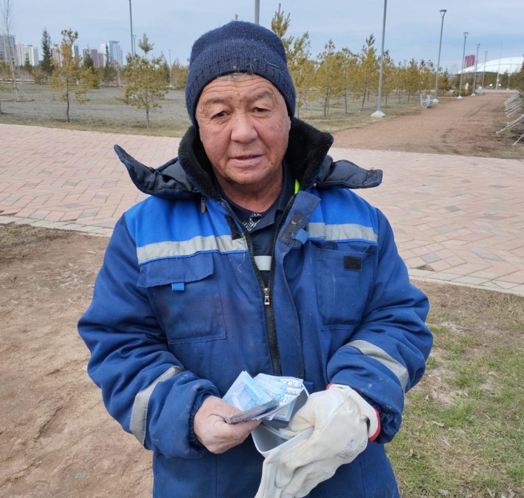 Астанчане нашли на субботнике призы, организованные акиматом