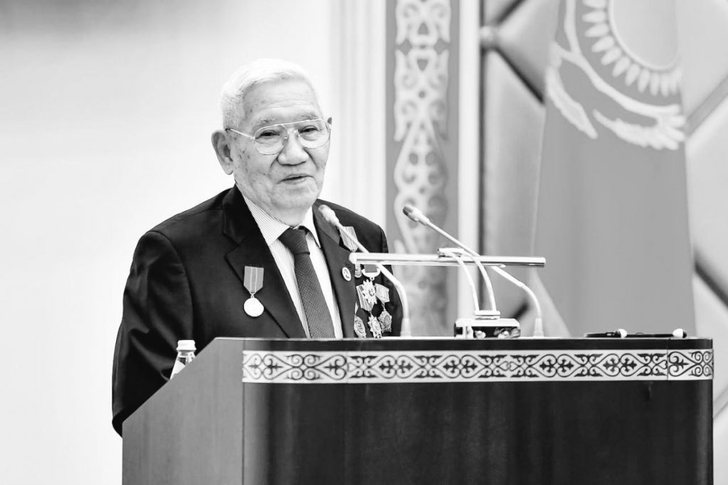 Касым-Жомарт Токаев направил телеграмму соболезнования родным и близким государственного и общественного деятеля Омирбека Байгелди