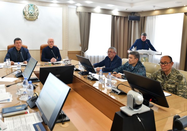 Роман Скляр призвал руководителей строительных и дорожно-строительных компаний СКО оказать помощь в противопаводковых мероприятиях 