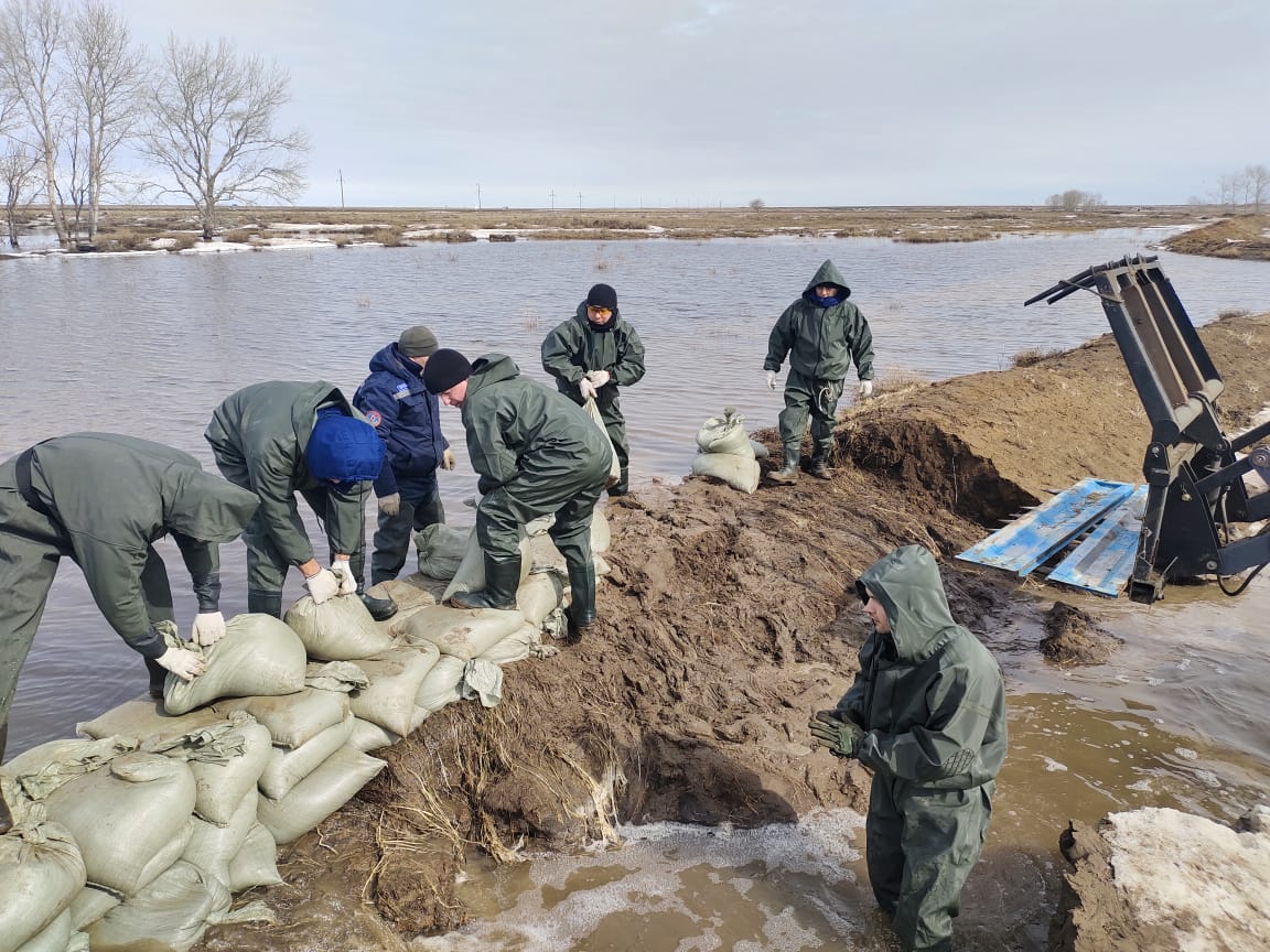 За прошедшие сутки в Павлодарской области откачано почти 100 тысяч кубометров талой воды