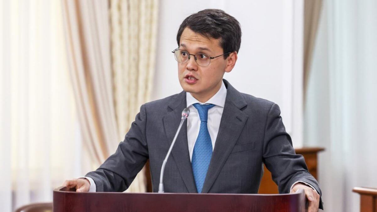 Министр цифрового развития освобожден от должности