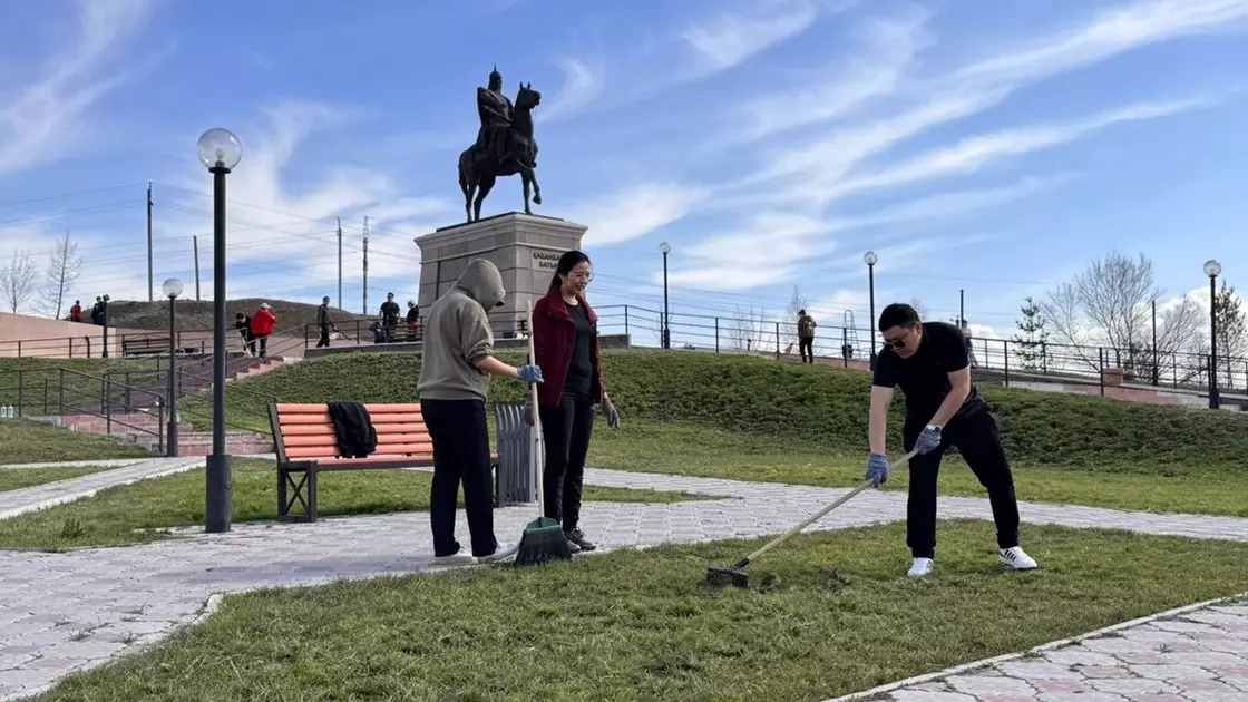 Неделя «Киелі мекен»: волонтеры ВКО принимают активное участие